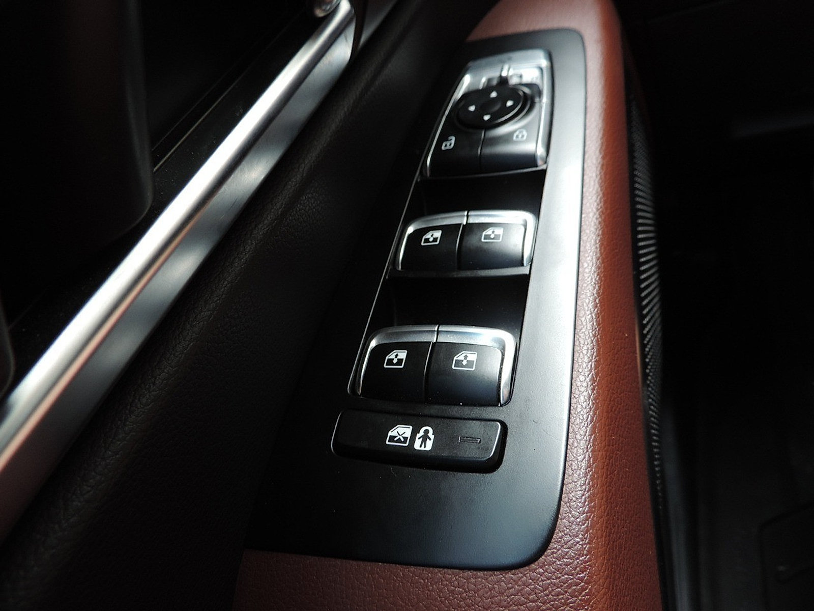 Used 2023 Kia Telluride SX Prestige AWD/4WD image 28