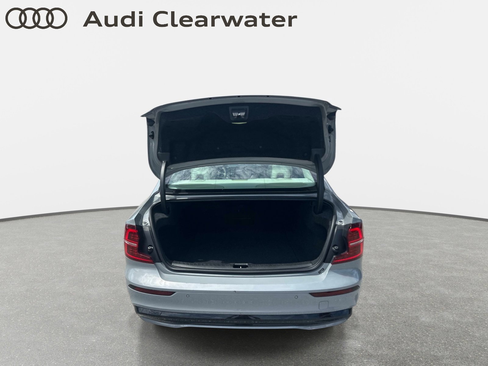 Used 2024 Volvo S60 B5 Plus FWD image 10