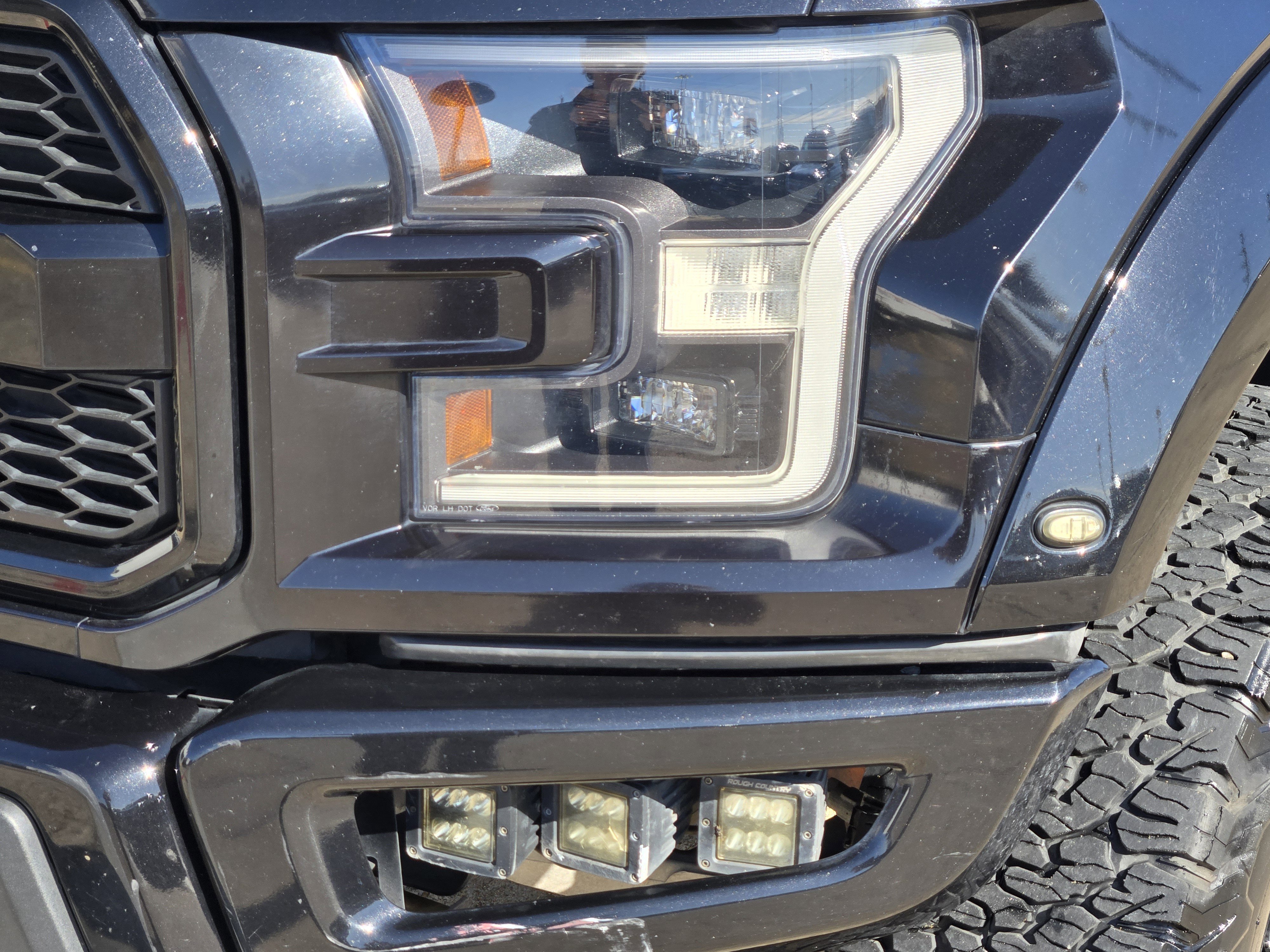 Used 2019 Ford F150 Raptor w/ Equipment Group 801A Mid image 6