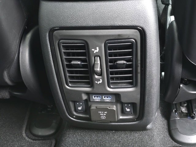 Used 2025 Dodge Durango GT image 34