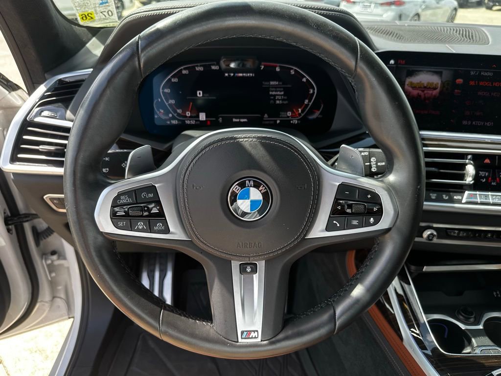 Used 2020 BMW X7 M50i image 13