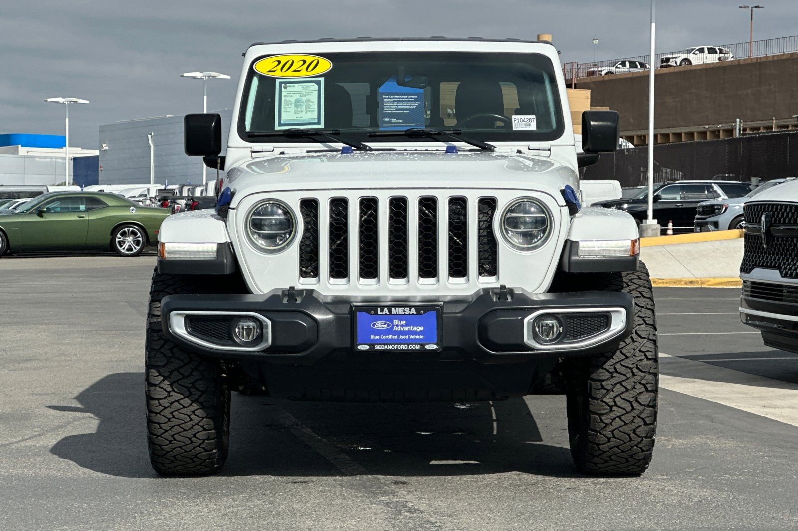 Used 2020 Jeep Gladiator Overland AWD/4WD image 8