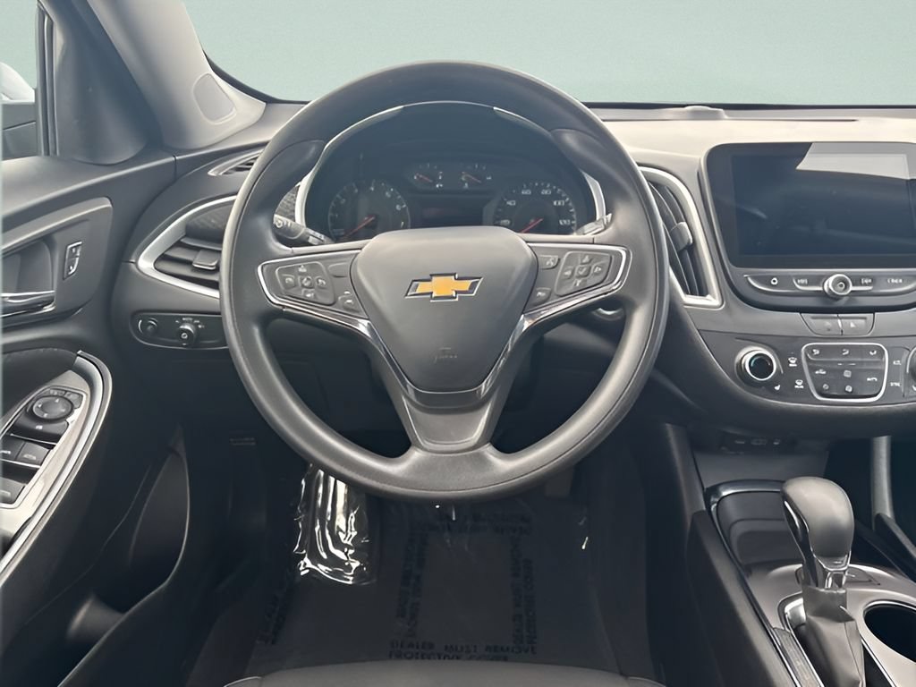 Used 2024 Chevrolet Malibu LT FWD image 17