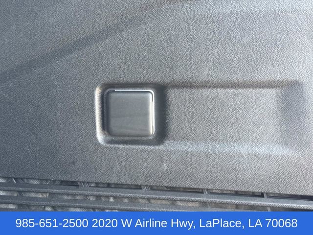 Used 2025 Chevrolet Suburban Z71 image 23