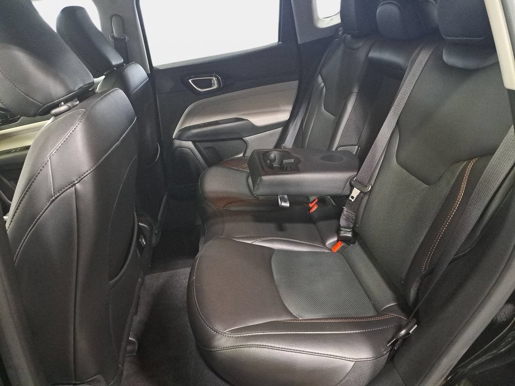 Certified 2022 Jeep Compass Limited AWD/4WD image 14