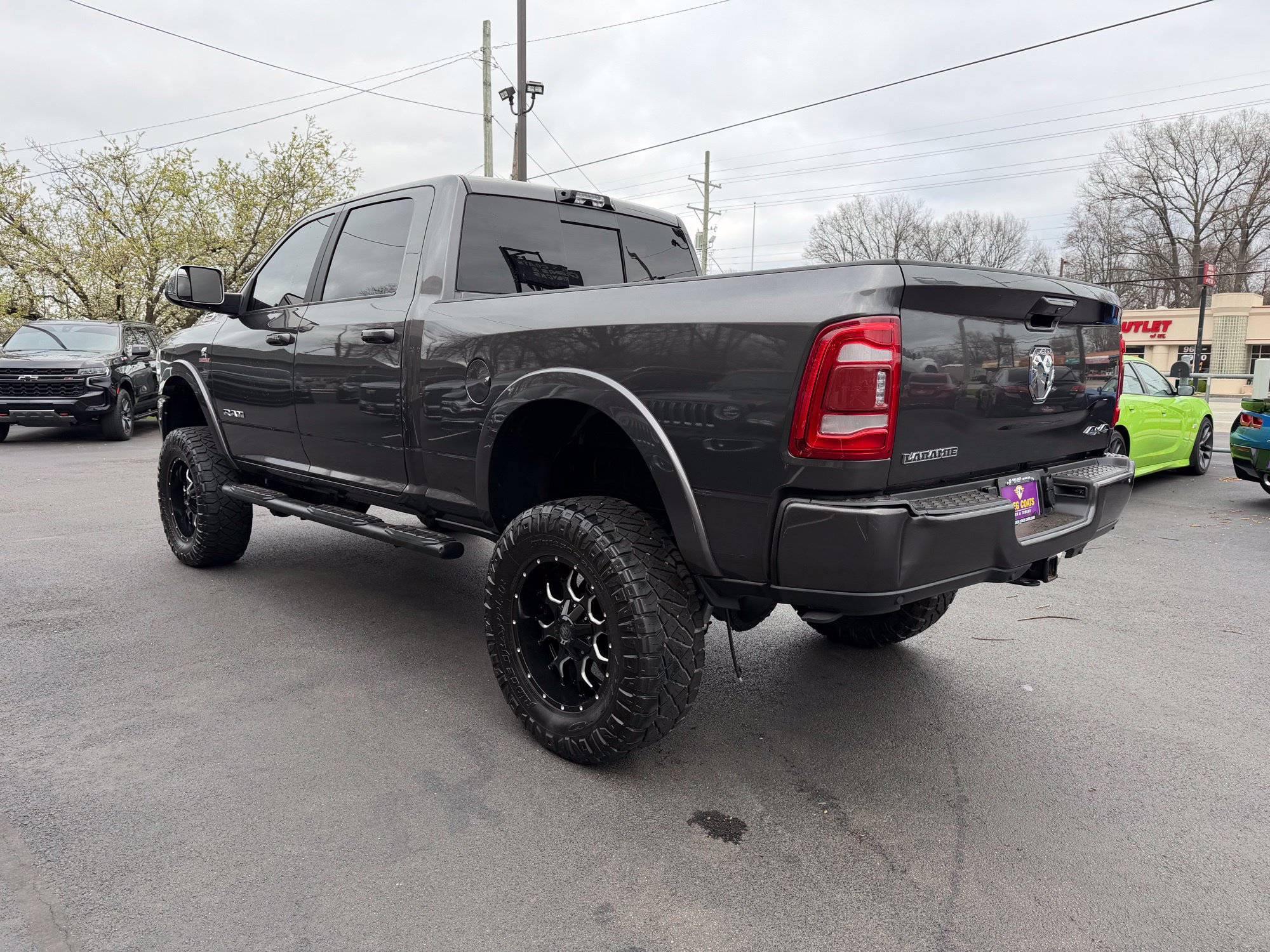 Used 2022 RAM 3500 Laramie AWD/4WD image 4