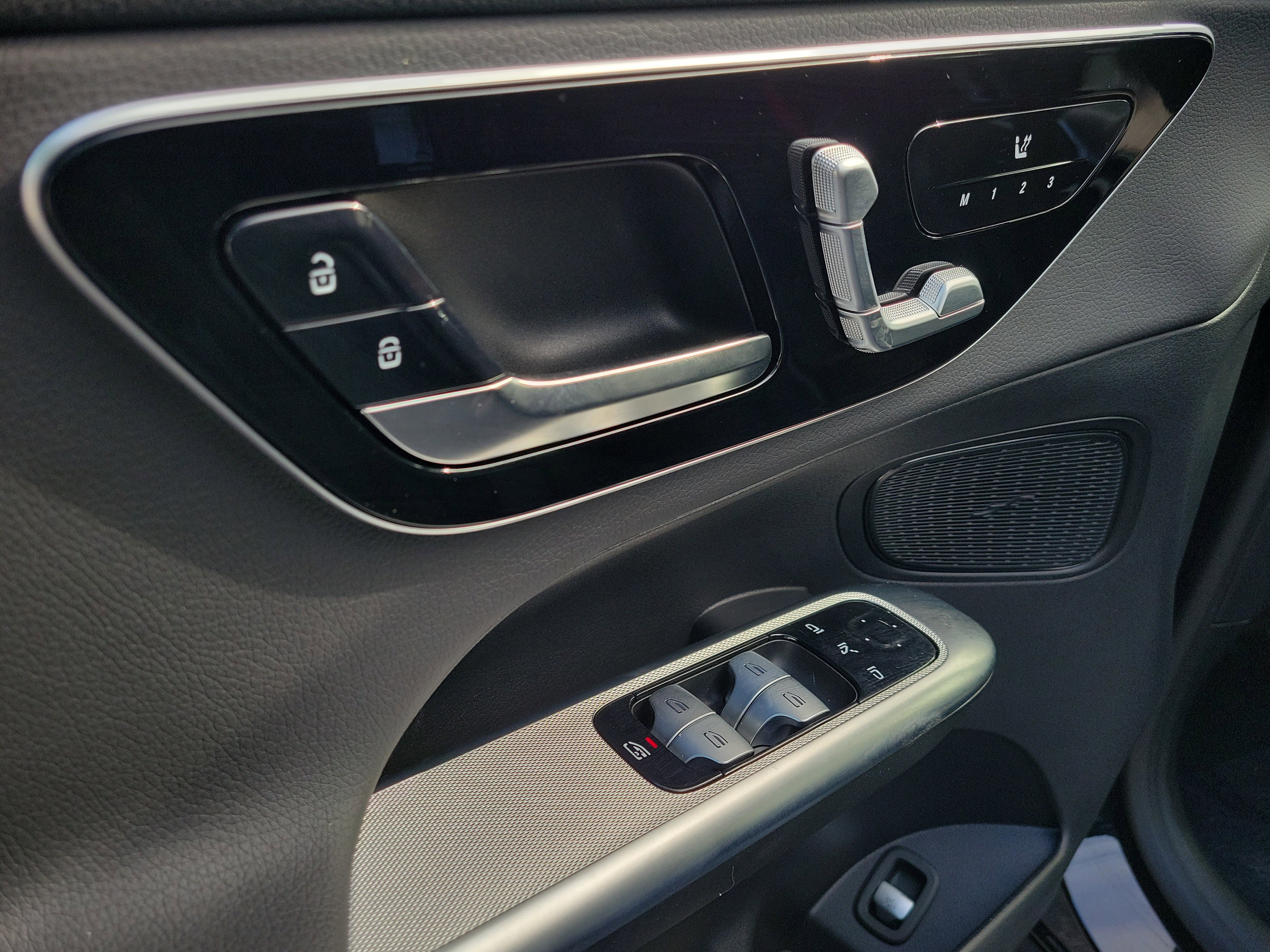 Certified 2026 Mercedes-Benz GLC 300 GLC 300 image 21