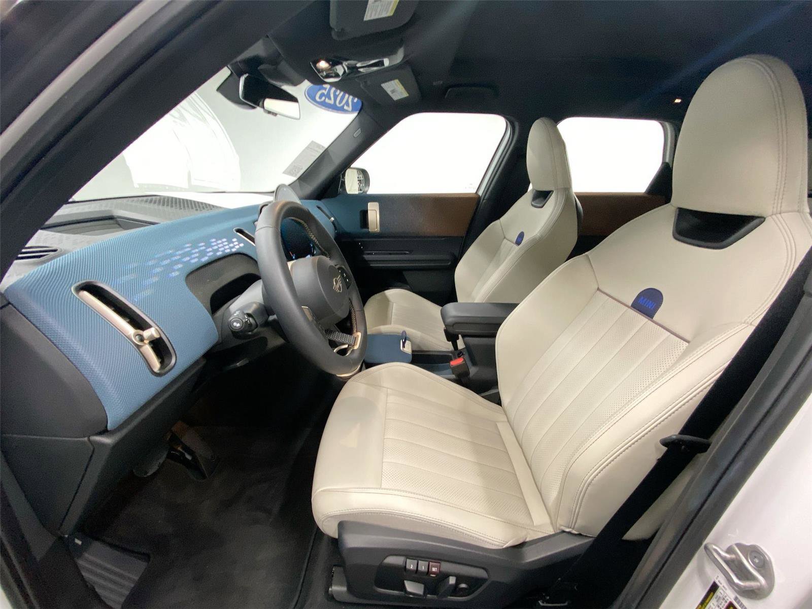 Certified 2025 MINI Cooper Countryman S image 17