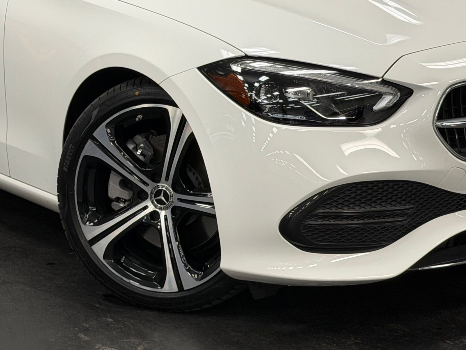 Certified 2022 Mercedes-Benz C 300 4MATIC Sedan image 4