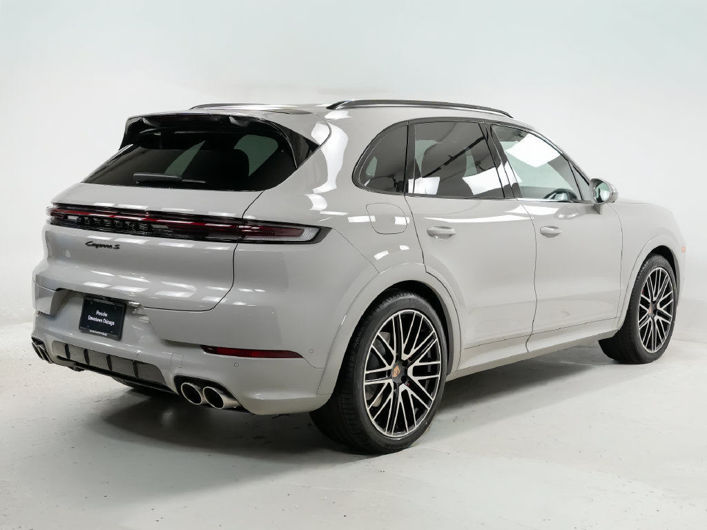 New 2026 Porsche Cayenne S AWD/4WD image 10
