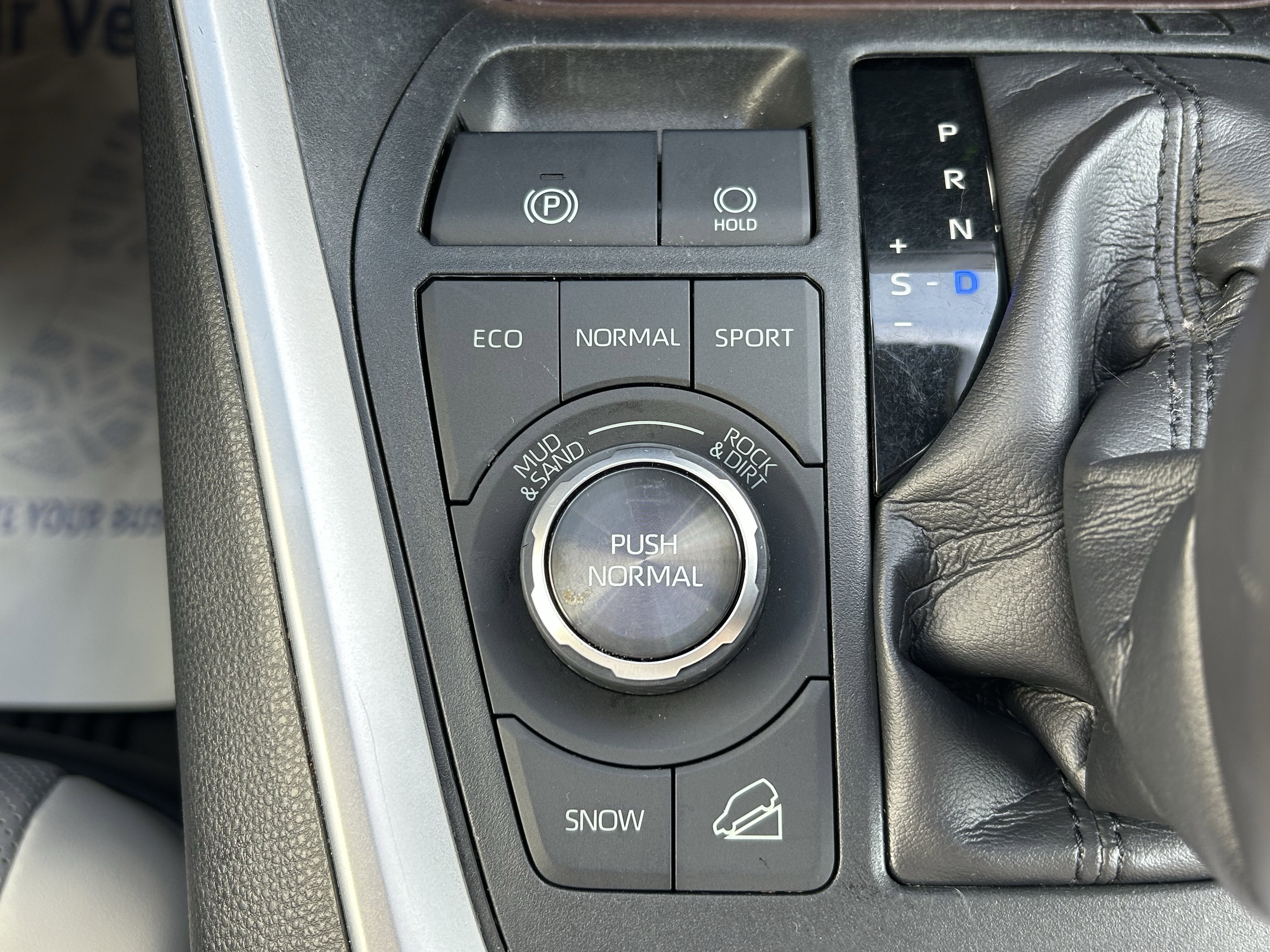 Used 2019 Toyota RAV4 Limited AWD/4WD image 33