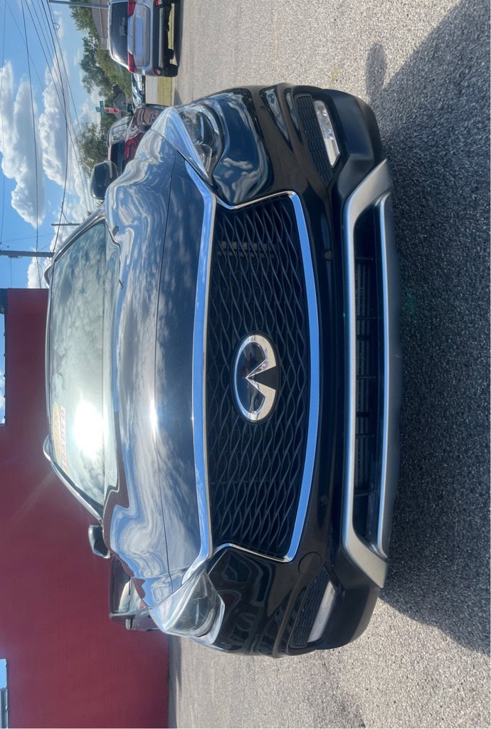 Used 2018 INFINITI QX30 AWD image 3