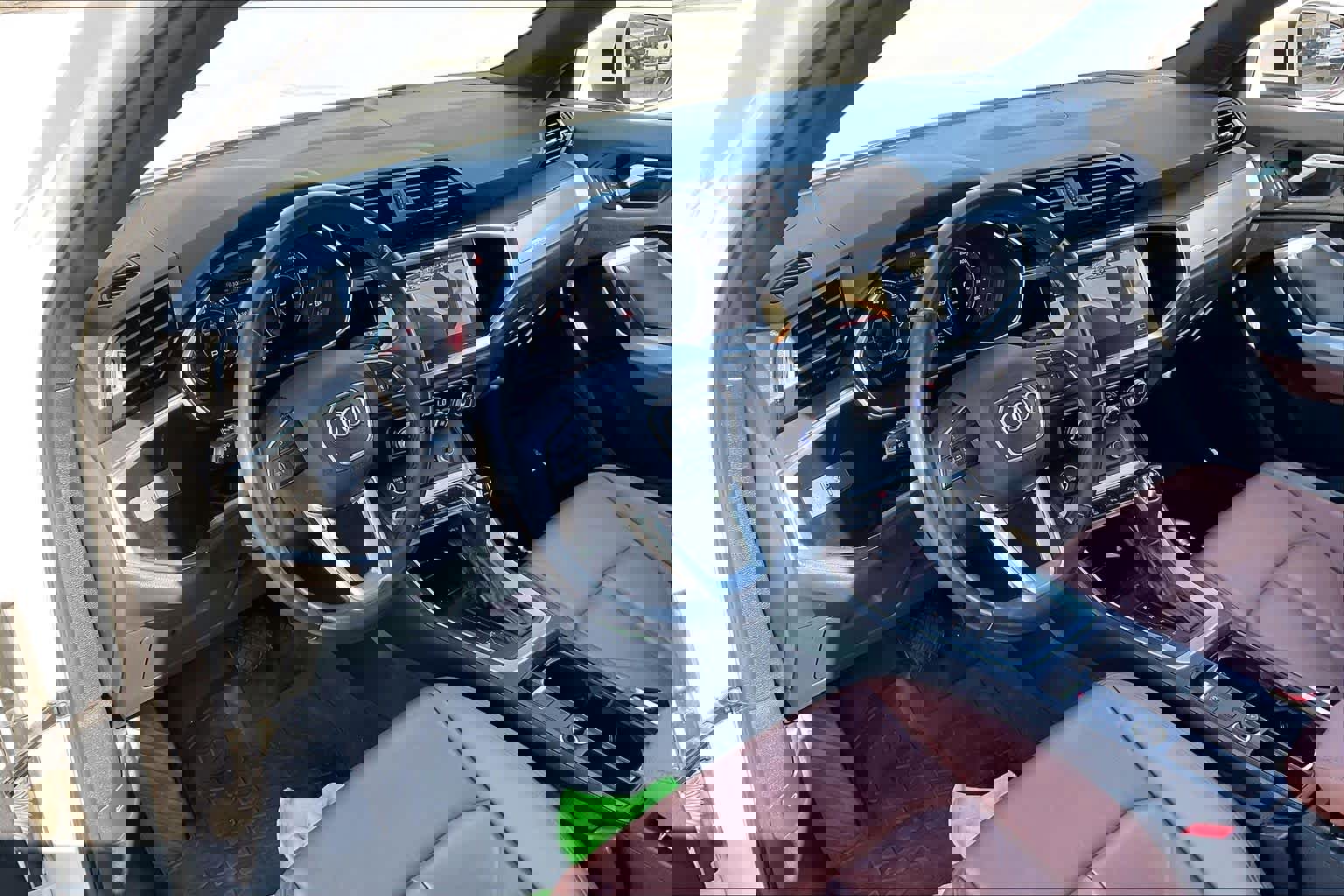 Used 2023 Audi Q3 2.0T Premium Plus w/ Premium Plus Package image 17