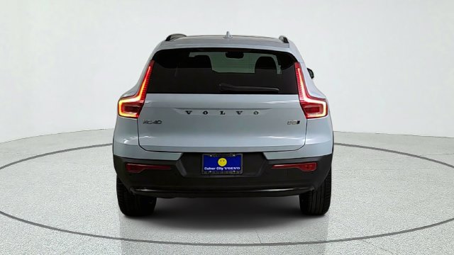New 2026 Volvo XC40 B5 Plus w/ Climate Package AWD/4WD image 6