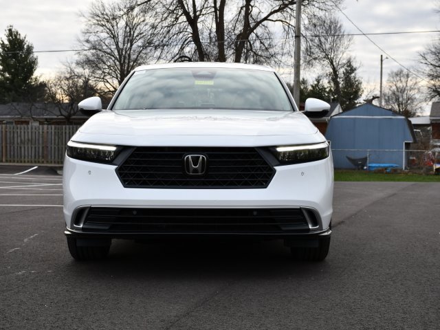 New 2025 Honda Accord Touring image 2