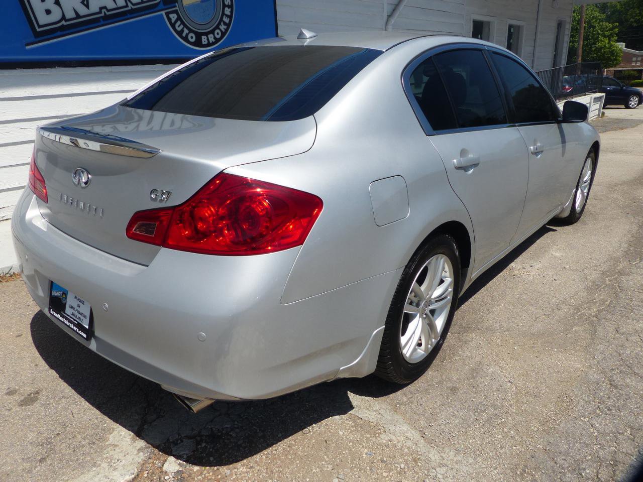 Used 2012 INFINITI G37 Journey w/ Premium Pkg image 5