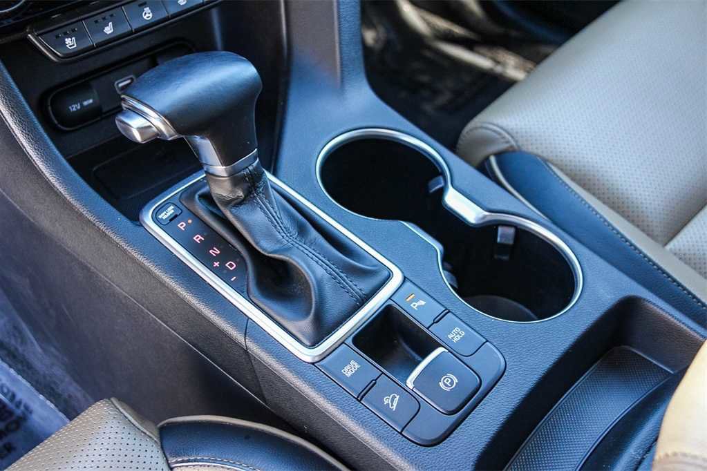 Used 2020 Kia Sportage SX image 20