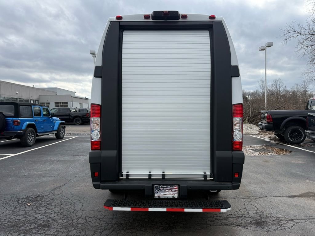Used 2024 RAM ProMaster 3500 w/ Delivery Van Package FWD image 4