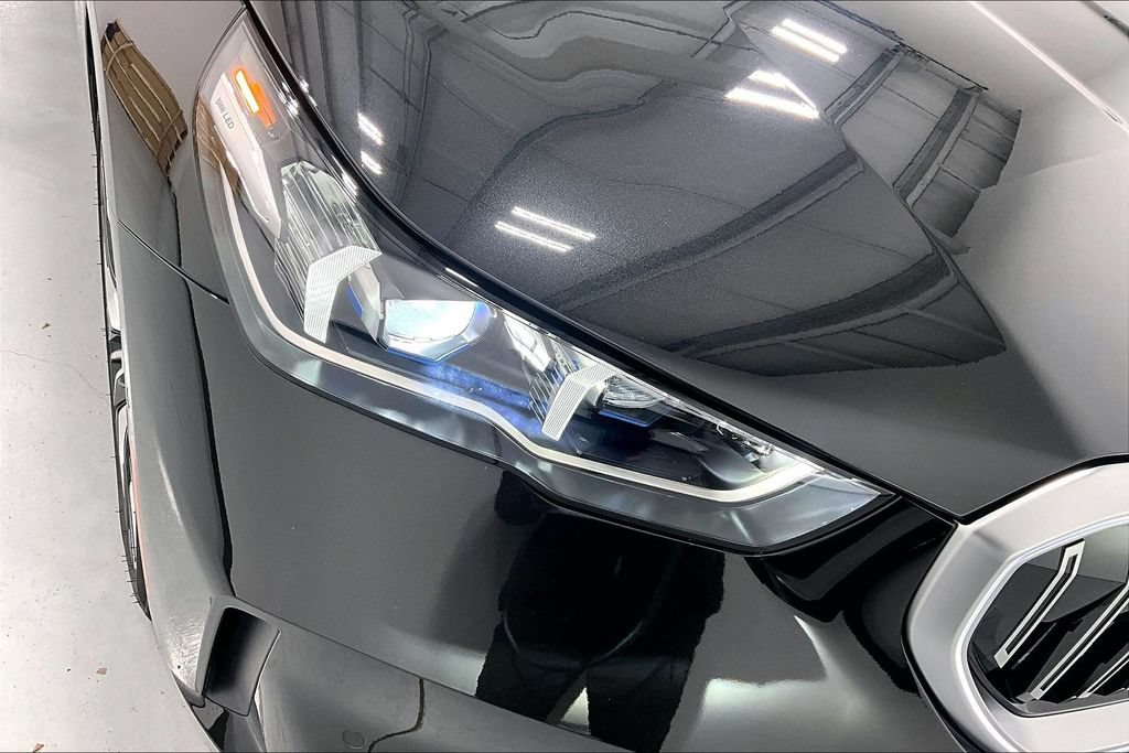 New 2026 BMW i5 eDrive40 w/ Executive Package RWD image 28