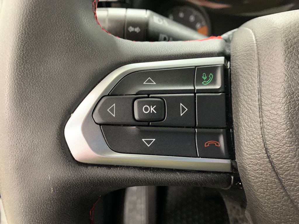 Used 2022 Jeep Compass Trailhawk image 10