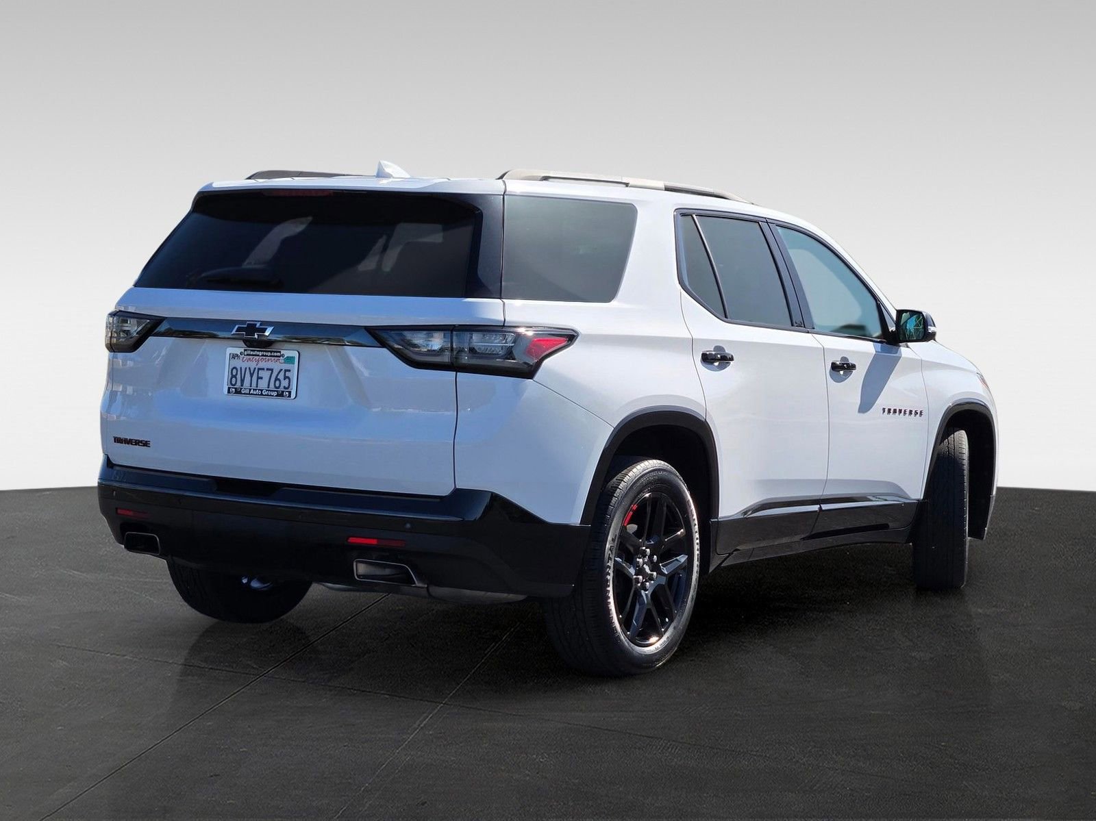 Used 2021 Chevrolet Traverse Premier w/ Redline Edition FWD image 4