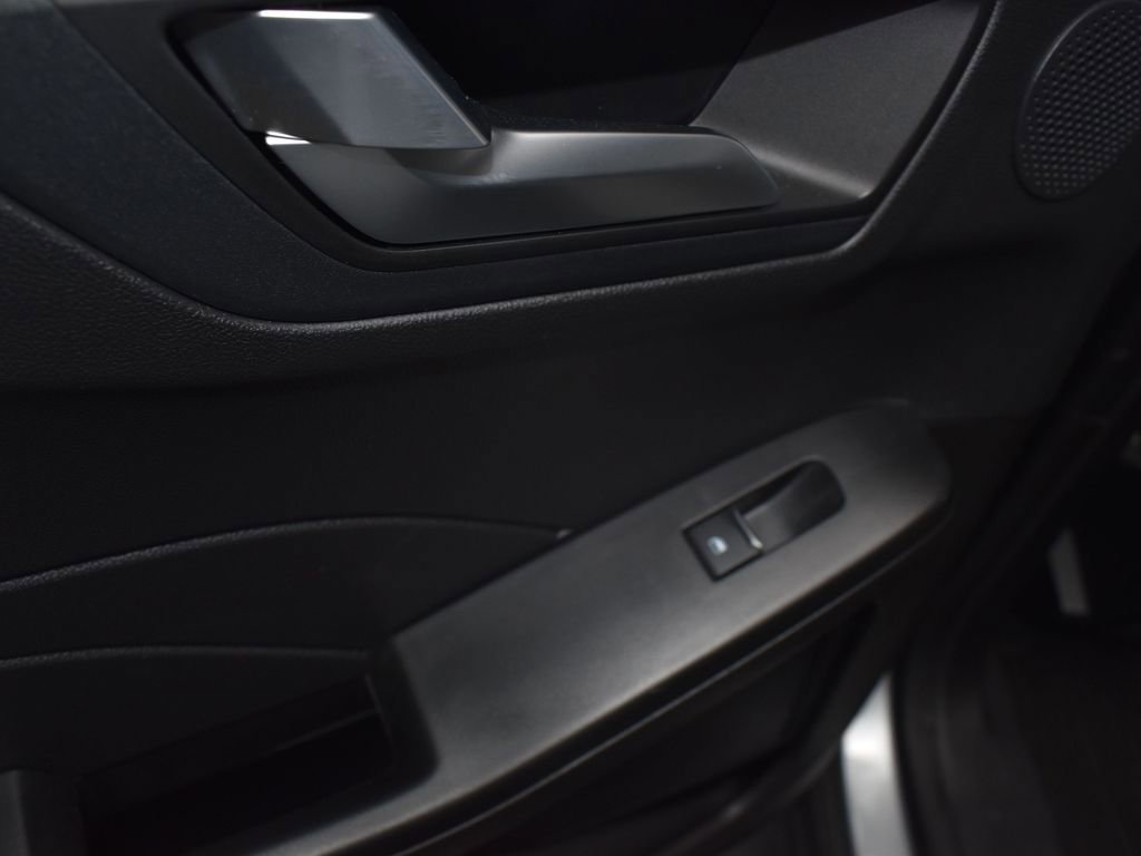 Used 2024 Ford Escape Platinum w/ Premium Technology Package AWD/4WD image 34