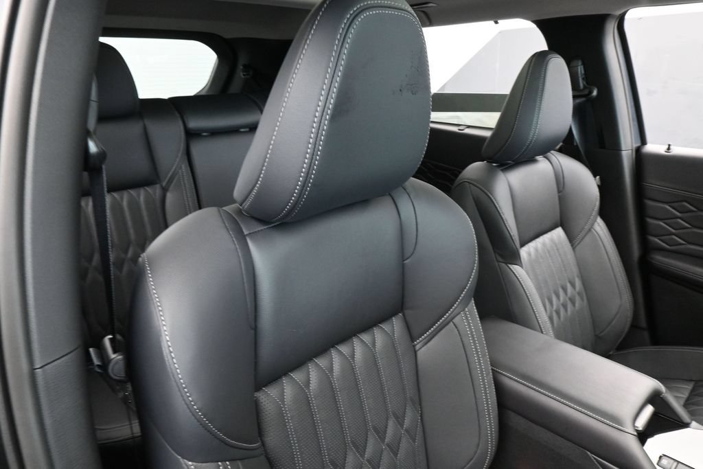 New 2026 Mitsubishi Outlander SEL FWD image 46