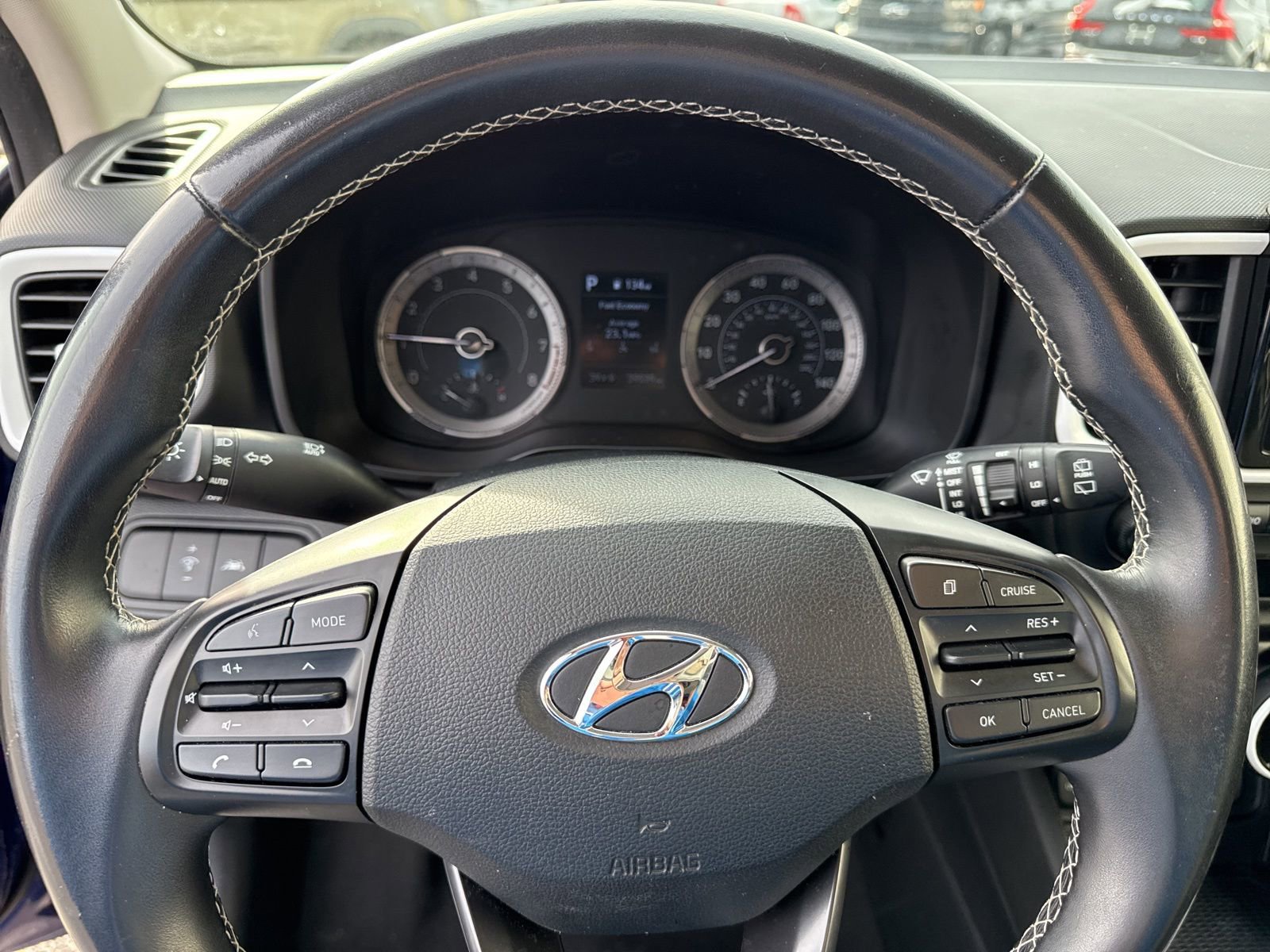 Used 2022 Hyundai Venue Limited w/ Cargo Package image 28