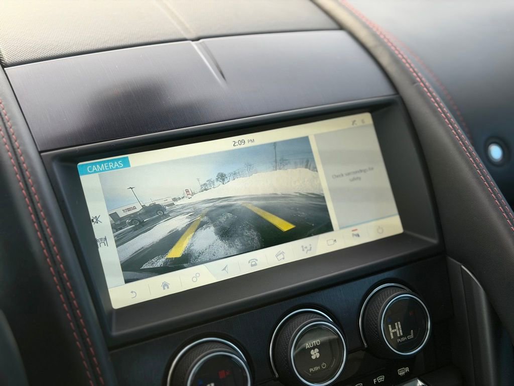 Used 2020 Jaguar F-TYPE Checkered Flag image 16