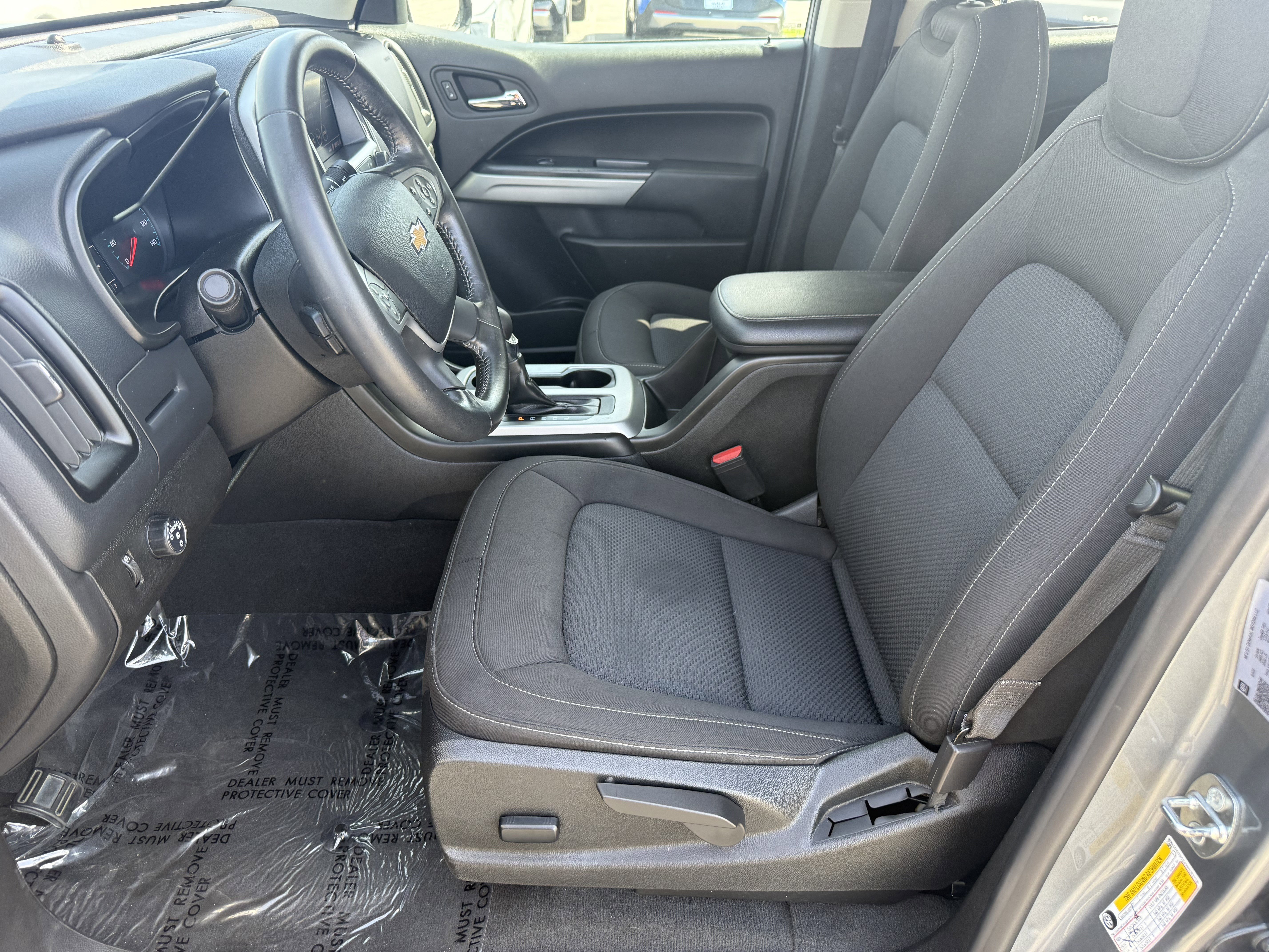 Used 2022 Chevrolet Colorado LT w/ LT Convenience Package RWD image 13