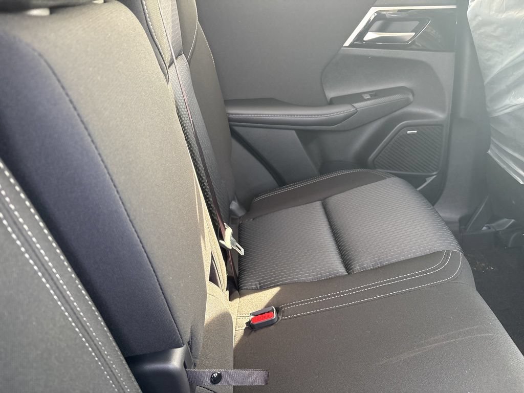 New 2026 Mitsubishi Outlander ES FWD image 18