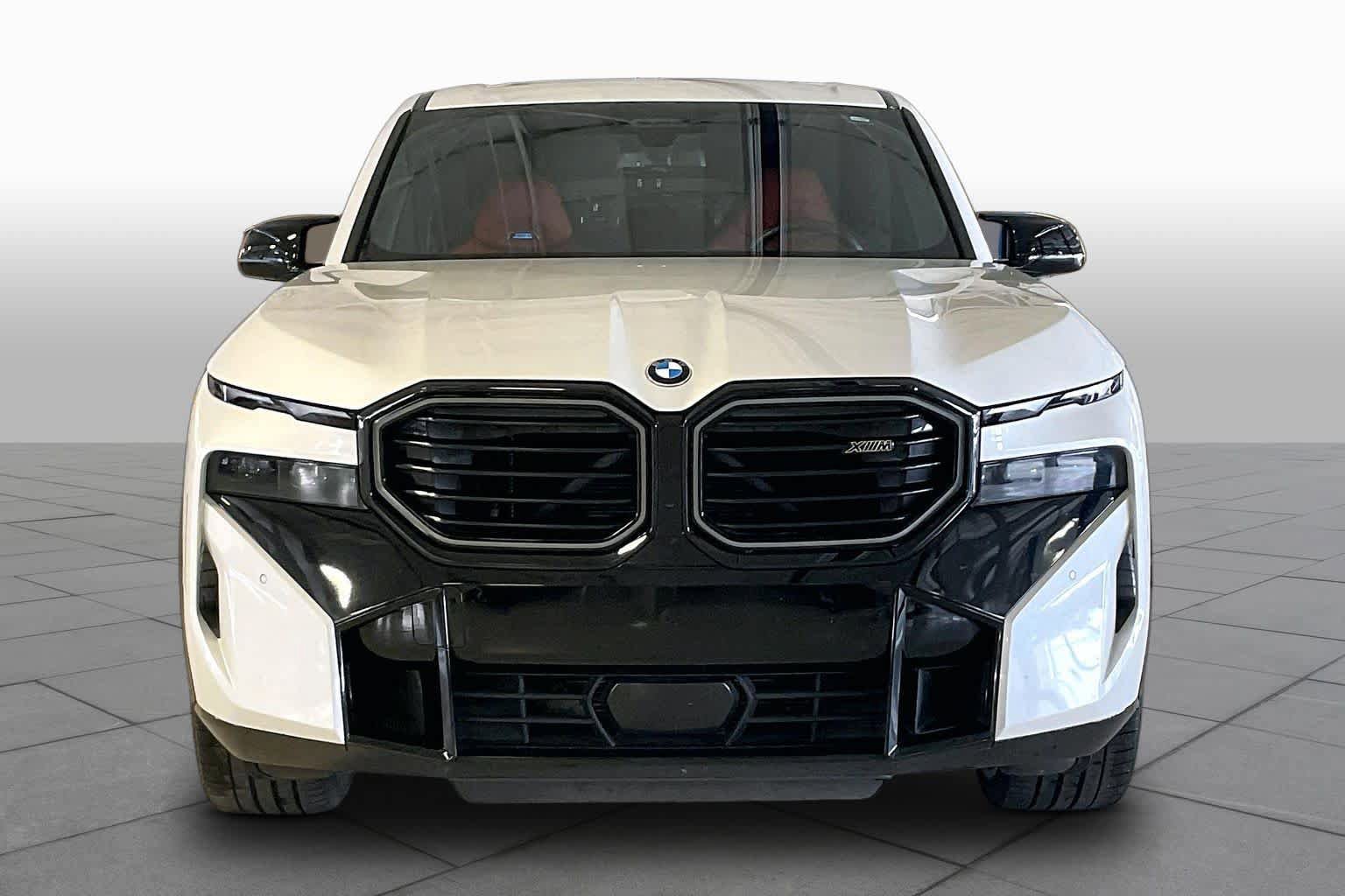 Certified 2024 BMW XM AWD/4WD image 3