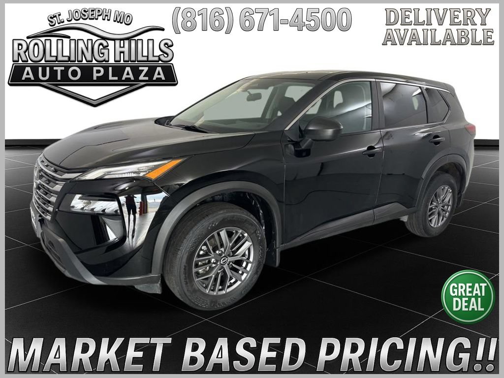 Used 2024 Nissan Rogue S AWD/4WD image 1