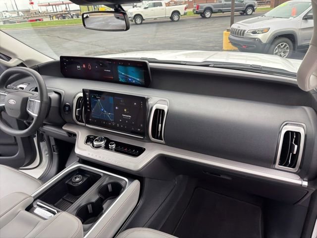 Used 2025 Ford Expedition Max Active image 35