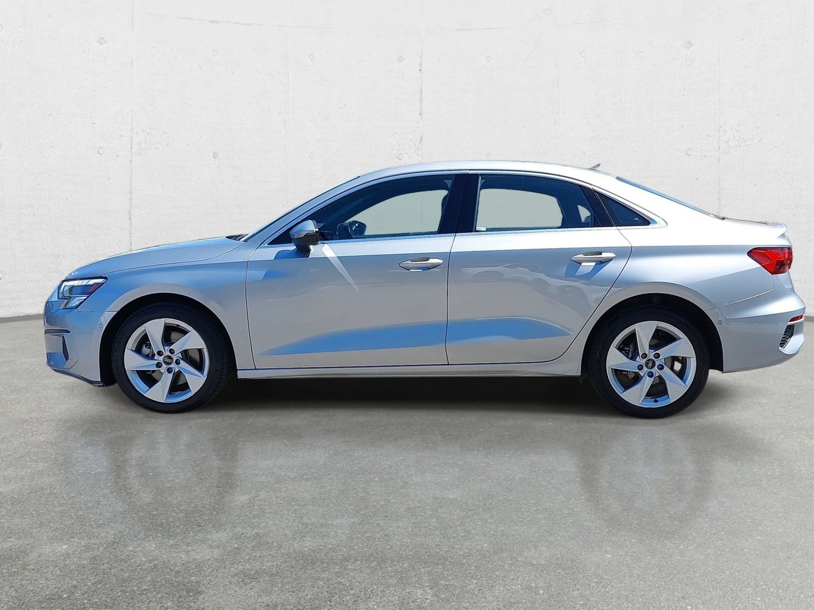 Used 2024 Audi A3 2.0T Premium FWD image 8