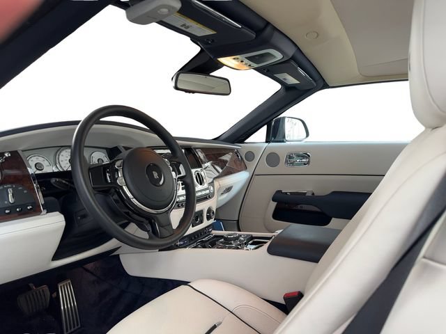 Used 2020 Rolls-Royce Dawn RWD image 8
