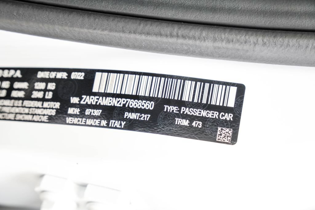 Used 2023 Alfa Romeo Giulia Veloce RWD image 41