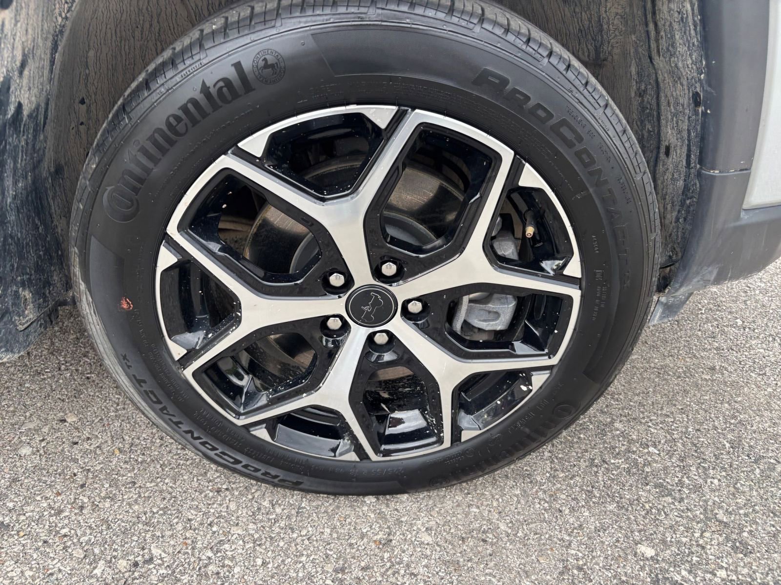 Used 2025 Jeep Compass Trailhawk image 28