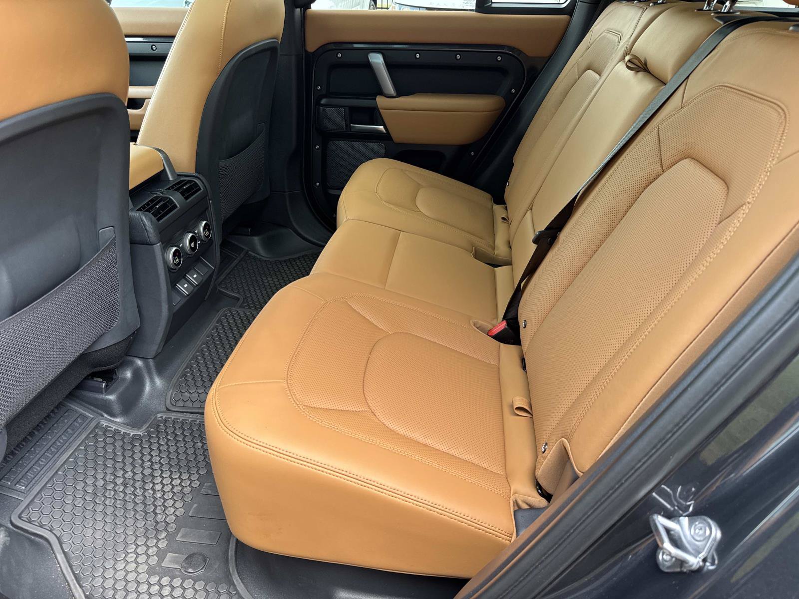 Certified 2024 Land Rover Defender 110 Carpathian Edition AWD/4WD image 14