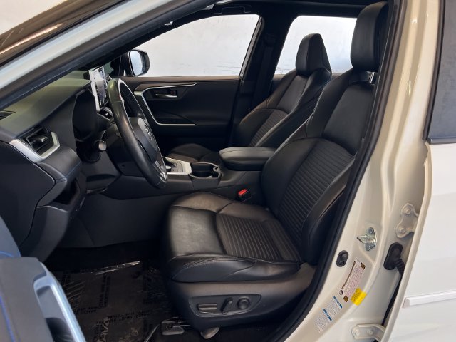 Used 2019 Toyota RAV4 XSE AWD/4WD image 27
