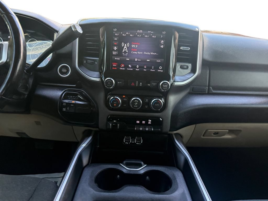 Used 2021 RAM 3500 Big Horn w/ Level 1 Equipment Group AWD/4WD image 11
