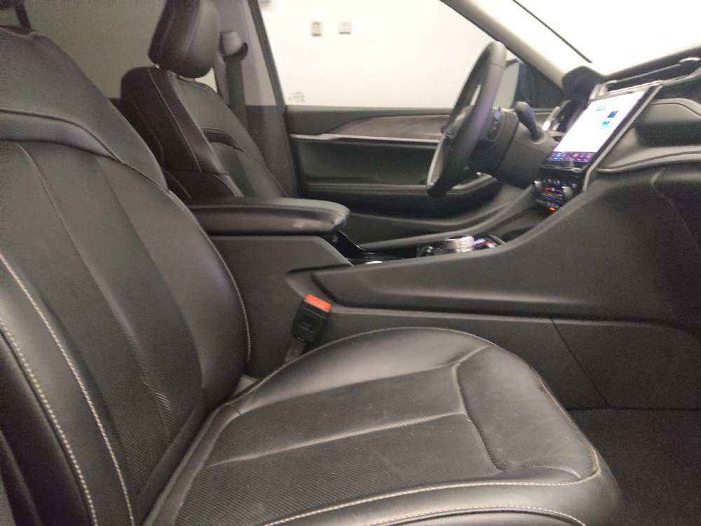 Used 2022 Jeep Grand Cherokee Limited 4xe w/ Luxury Tech Group II AWD/4WD image 21