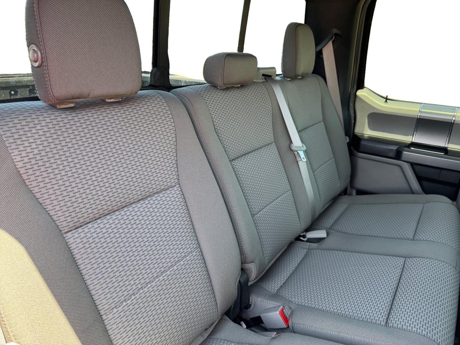 Used 2019 Ford F150 XLT w/ Equipment Group 302A Luxury AWD/4WD image 18
