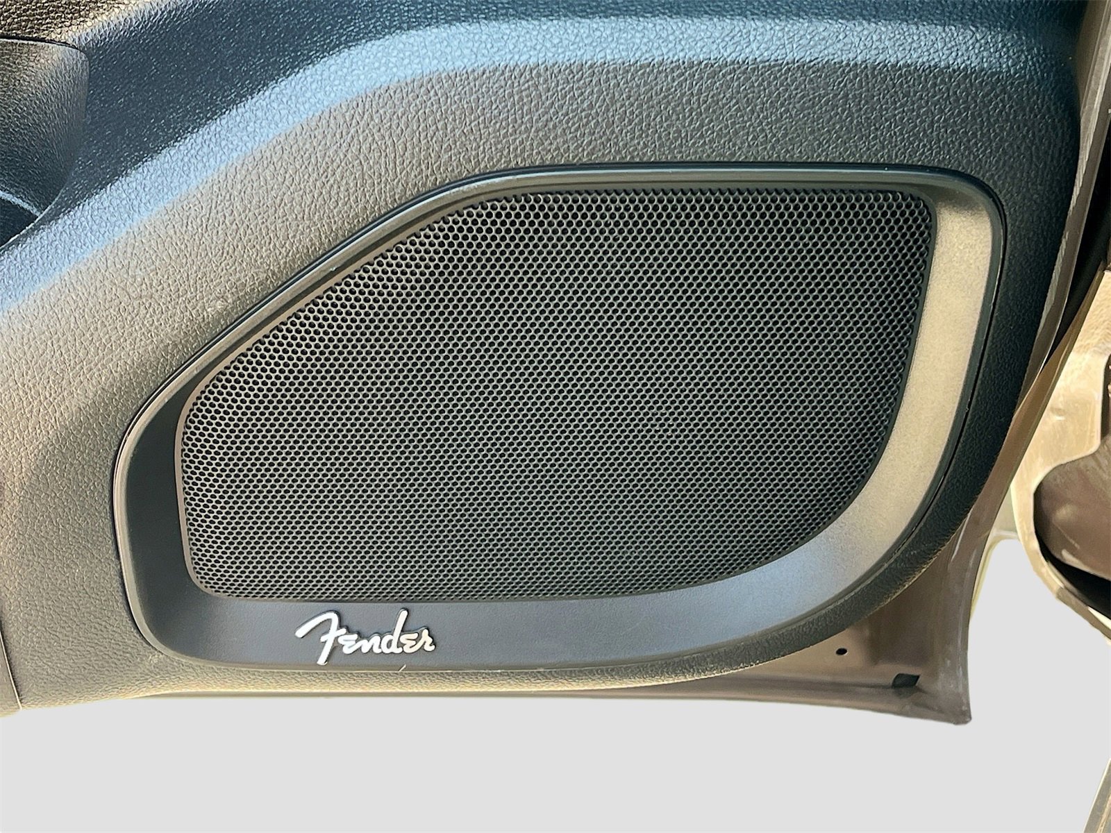 Used 2024 Nissan Titan PRO-4X w/ Pro-4x Convenience Package image 19