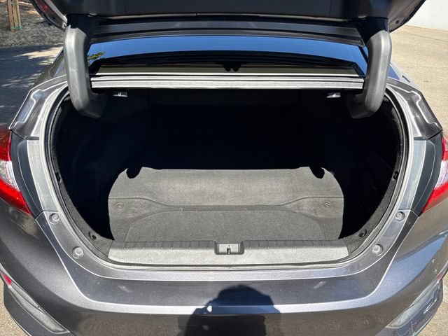 Used 2018 Honda Clarity Plug-In Hybrid image 14