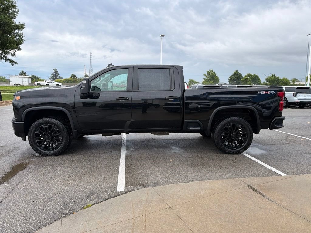 Used 2023 Chevrolet Silverado 2500 Custom w/ Custom Value Package AWD/4WD image 6