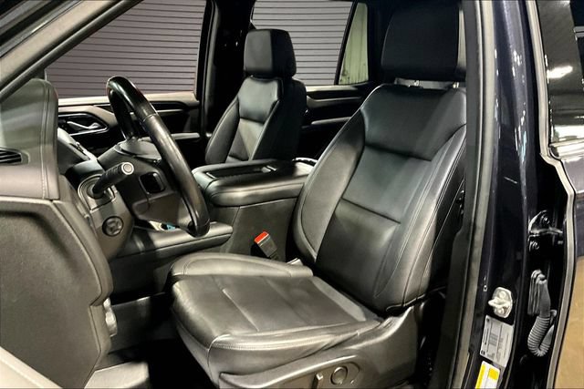 Used 2022 Chevrolet Tahoe LT w/ Luxury Package AWD/4WD image 20