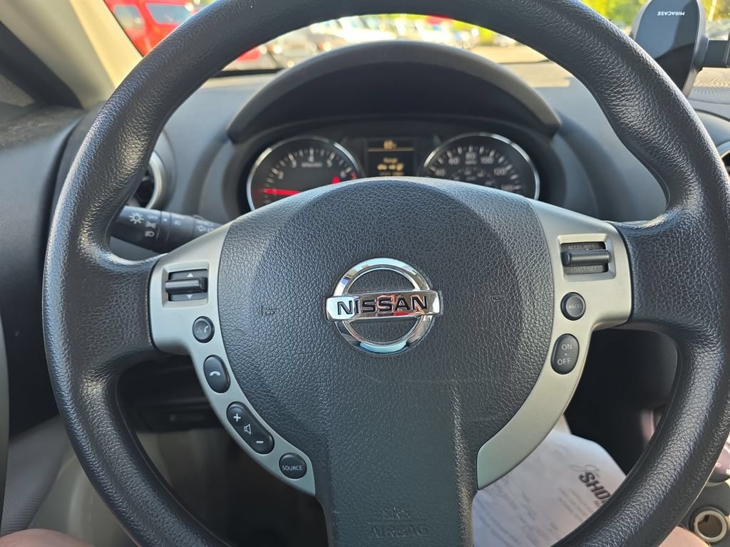 Used 2015 Nissan Rogue S w/ Convenience Package AWD/4WD image 15