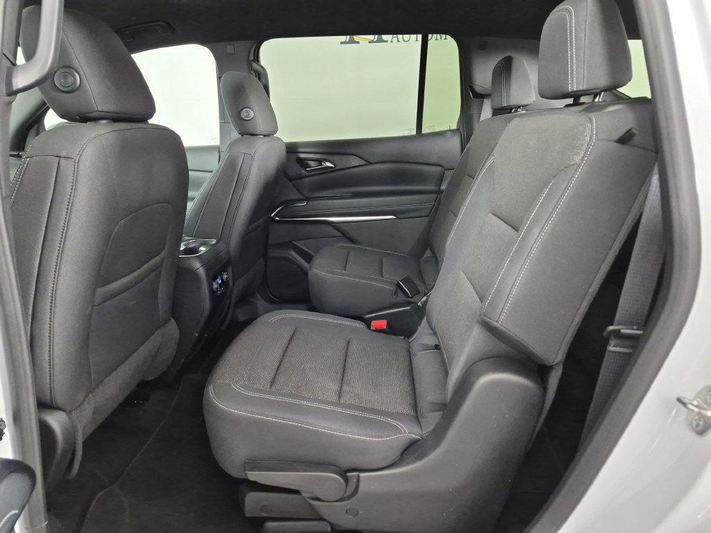 Certified 2026 Chevrolet Traverse LT FWD image 31