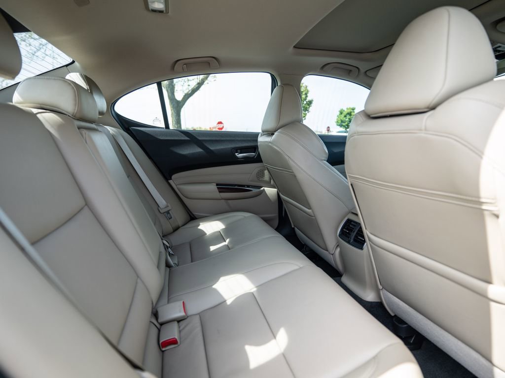 Certified 2016 Acura TLX V6 SH-AWD w/ Technology Pkg image 40